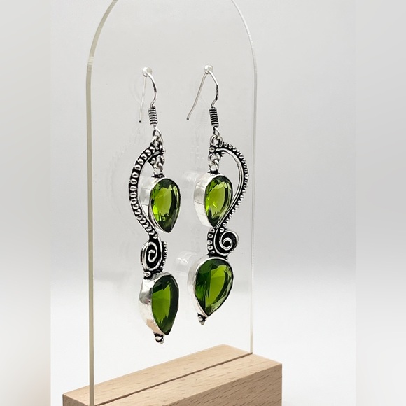 PERIDOT EARRINGS - Picture 5 of 13